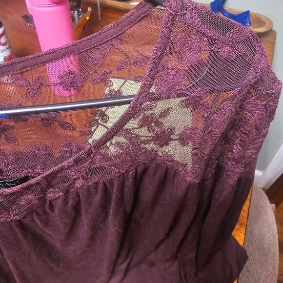 Lane Bryant Burgendy Blouse - Picture 3 of 10